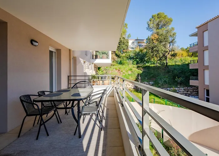 Le Sunny - Appt Climatise Avec Piscine Saint-Raphaël