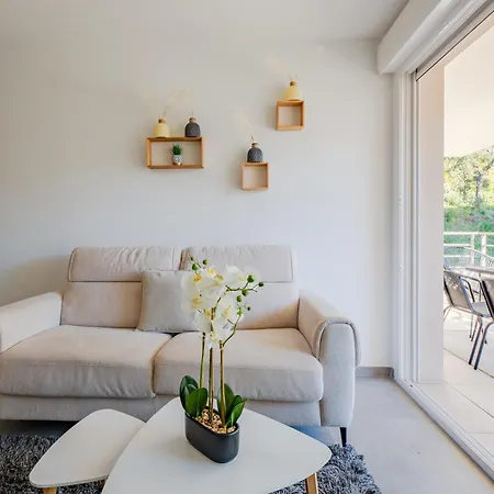 Lägenhet Le Sunny - Appt Climatise Avec Piscine